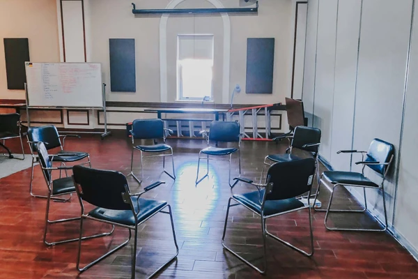 Group room with chairs in a circle