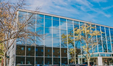Exterior shot of Signature Health Beachwood office